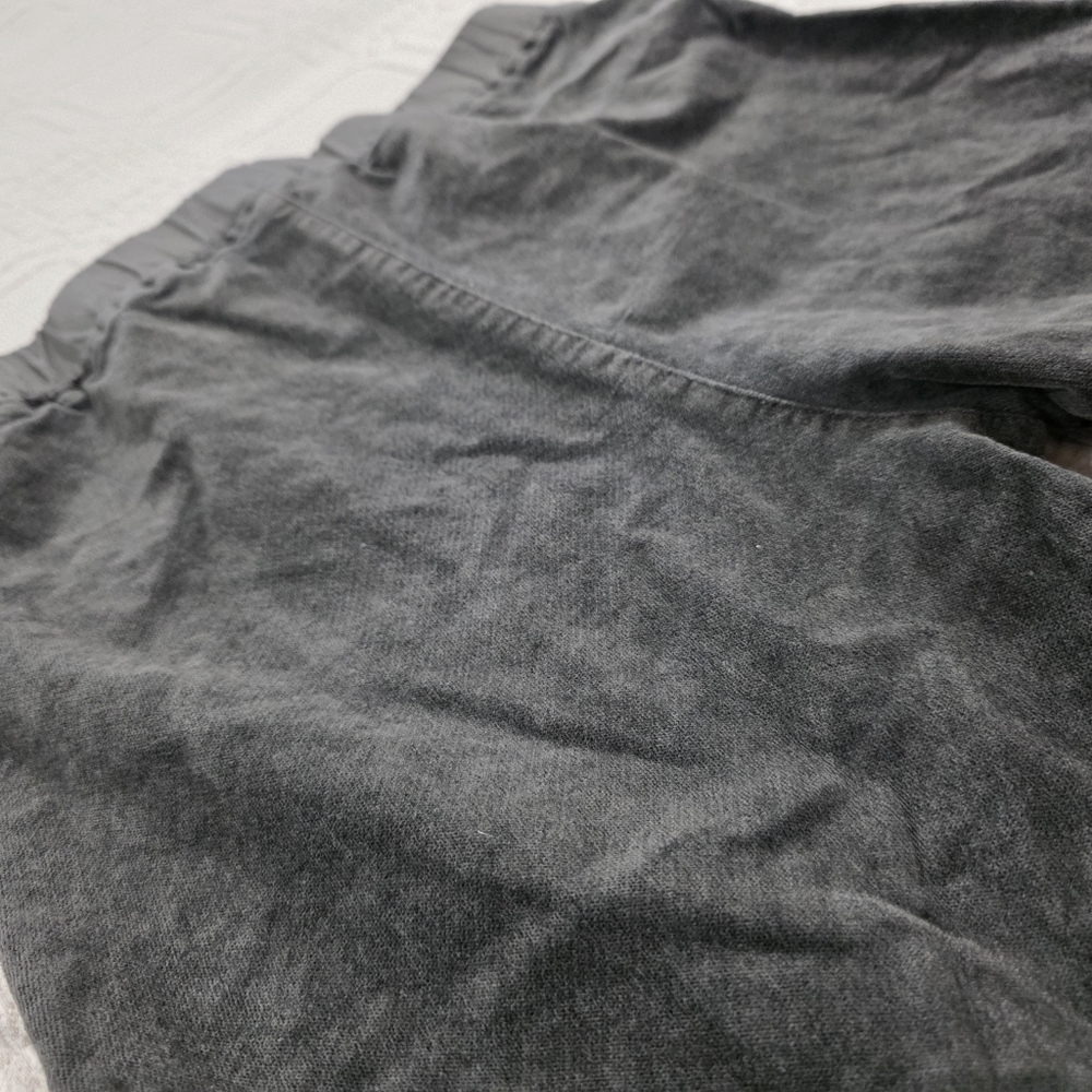 Umgee Charcoal Black Flared Pants Size Medium Retro Bell Bottoms Festival Boho - Picture 14 of 14